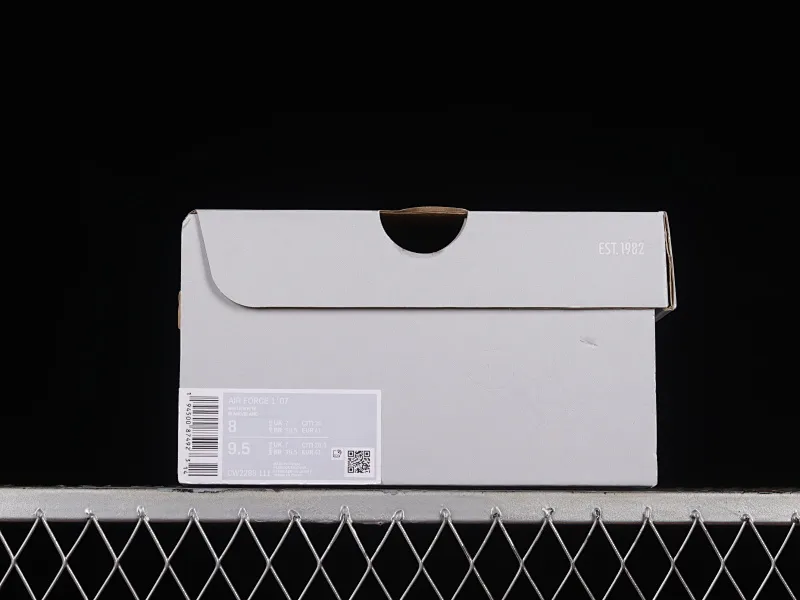 All categories Nk Air Force 1 Air Force series Nk Air Force 1 Low Air Force low-top XP version Nk Air Force 1'07 Low Air Force One Classic all-white low-top casual sneakers CW2288-111